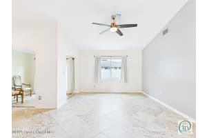 571 24th Avenue, Vero Beach, FL 32962 - MLS#1059008