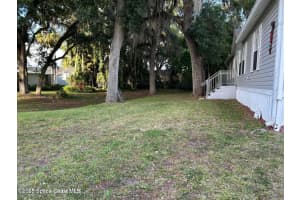 292 Holiday Park Boulevard, Palm Bay, FL 32907 - MLS#1059015