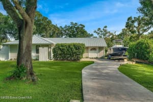 781 24th Square, Vero Beach, FL 32962 - MLS#1059023