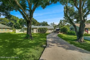 781 24th Square, Vero Beach, FL 32962 - MLS#1059023
