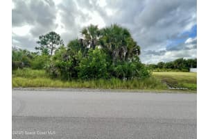 3320 Arnold Avenue, Palm Bay, FL 32908 Sold 11/10/25