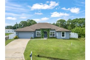 2598 Quinlin Avenue, Palm Bay, FL 32909 - MLS#1059062