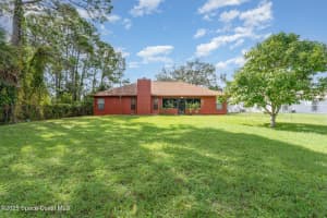 915 Elmont Street, Palm Bay, FL 32907 - MLS#1059067