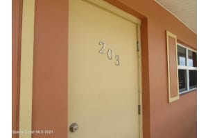 400 Catalina Road, Cocoa Beach, FL 32931 - MLS#1059092