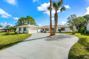 1069 Celle Avenue, Palm Bay, FL 32907 - MLS#1059214