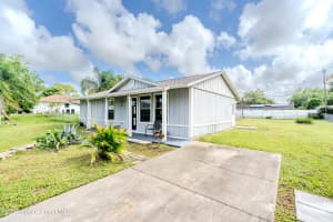 530 Sherman Street, Palm Bay, FL 32909 - MLS#1059328