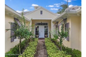 6585 Martinique Way, Vero Beach, FL 32967 - MLS#1059360