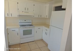 211 6th Street, Cocoa Beach, FL 32931 - MLS#1059361