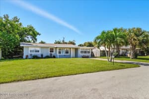 1585 Anchor Lane, Merritt Island, FL 32952 - MLS#1059379