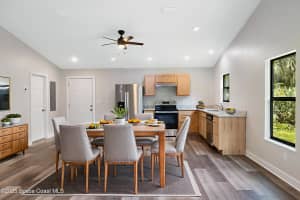 8146 96th Court, Vero Beach, FL 32967 - MLS#1059388