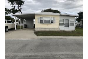 1135 Center Lane, Palm Bay, FL 32907 - MLS#1059504