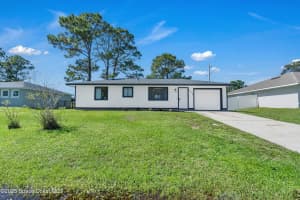 322 Ixora Avenue, Palm Bay, FL 32907 - MLS#1059564