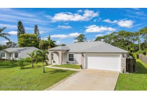 146 Aviation Avenue, Palm Bay, FL 32907 - MLS#1059619