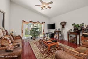 221 Belgian Way, Sanford, FL 32771 - MLS#1059639