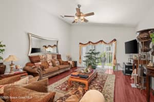 221 Belgian Way, Sanford, FL 32771 - MLS#1059639