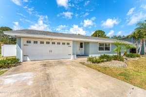 113 Las Palmas, Merritt Island, FL 32953 - MLS#1059663