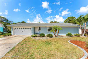 113 Las Palmas, Merritt Island, FL 32953 - MLS#1059663