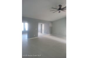 591 Londonderry Circle, Palm Bay, FL 32909 - MLS#1059766