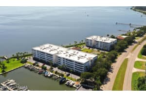 5011 Dixie Highway, Palm Bay, FL 32905 - MLS#1059902