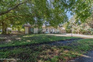 1650 Burgandy Street, Palm Bay, FL 32909 - MLS#1060177