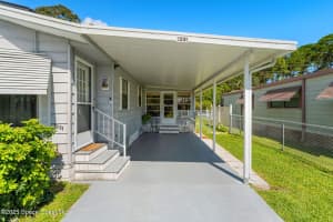 1331 Barefoot Circle, Barefoot Bay, FL 32976 - MLS#1060277