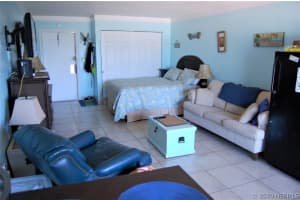 424 Arrowhead Lane, Melbourne Beach, FL 32951 Sold 12/11/25