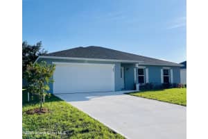 348 Frederick Street, Palm Bay, FL 32908 - MLS#1060475