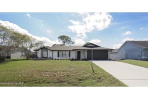 960 Canton Street, Palm Bay, FL 32907 - MLS#1060625