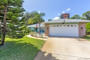 2747 Deercroft Drive, Melbourne, FL 32940 - MLS#1060794