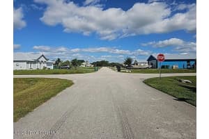 1031 39th Terrace, Okeechobee, FL 34974 - MLS#1060807