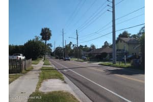 2434 37th Street, St. Petersburg, FL 33710 - MLS#1060825