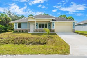 276 Americana Boulevard, Palm Bay, FL 32907 - MLS#1060962
