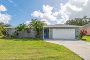 871 Hawaii Avenue, Palm Bay, FL 32907 - MLS#1061031