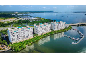 5 Indian River Avenue, Titusville, FL 32796 - MLS#1061191