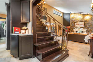 562 Lake Ashley Circle, Melbourne, FL 32904 - MLS#1061205