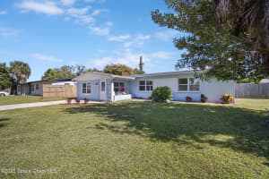 818 Hampton Way, Merritt Island, FL 32953 - MLS#1061307