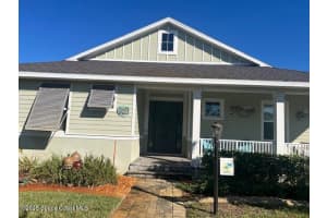 19 Lagoon Way, Titusville, FL 32780 - MLS#1061327