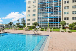 3901 Dixie Highway, Palm Bay, FL 32905 - MLS#1061351