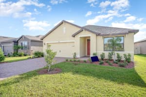 732 Acadia Court, Palm Bay, FL 32909 - MLS#1061381