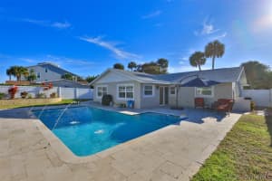 450 Caribbean Street, Palm Bay, FL 32909 - MLS#1061399