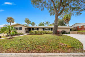 121 Twin Lakes Road, Cocoa, FL 32926 - MLS#1061532