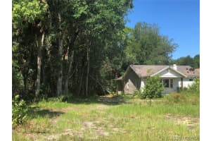 2794 S Ridgewood Avenue Edgewater, FL 32141 - Off Market