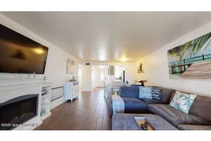 212 Cleveland Avenue, Cocoa Beach, FL 32931 - MLS#1061596