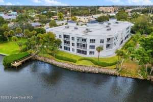 420 Moore Park Lane, Merritt Island, FL 32952 Sold 12/23/25