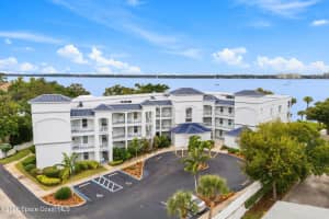 420 Moore Park Lane, Merritt Island, FL 32952 Sold 12/23/25