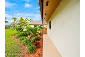 100 Kristi Drive, Indian Harbour Beach, FL 32937 - MLS#1061711