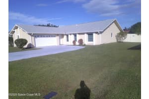 781 Arundo Avenue, Palm Bay, FL 32905 - MLS#1061834