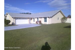 781 Arundo Avenue, Palm Bay, FL 32905 - MLS#1061834