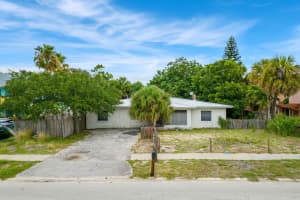 136 Marion Lane, Cocoa Beach, FL 32931 - MLS#1061858