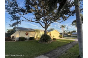 1420 Vega Avenue, Merritt Island, FL 32953 - MLS#1061862